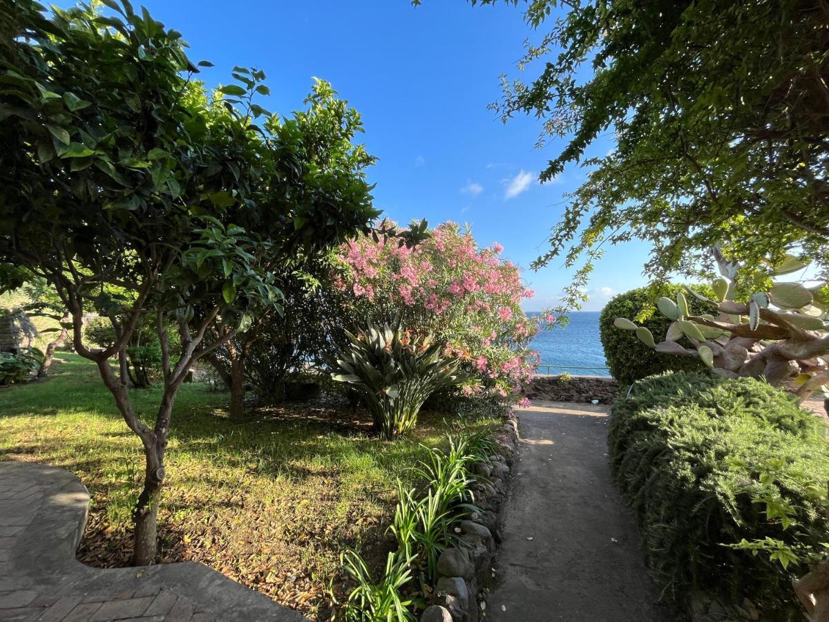 Nelinda Waterfront Accommodation Casamicciola Terme Buitenkant foto