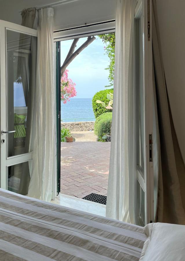Nelinda Waterfront Accommodation Casamicciola Terme Buitenkant foto