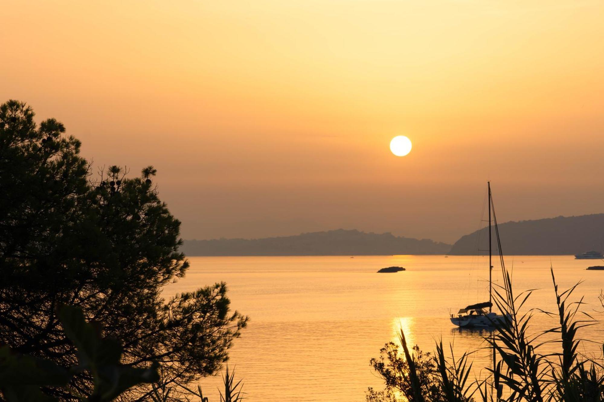 Nelinda Waterfront Accommodation Casamicciola Terme Buitenkant foto