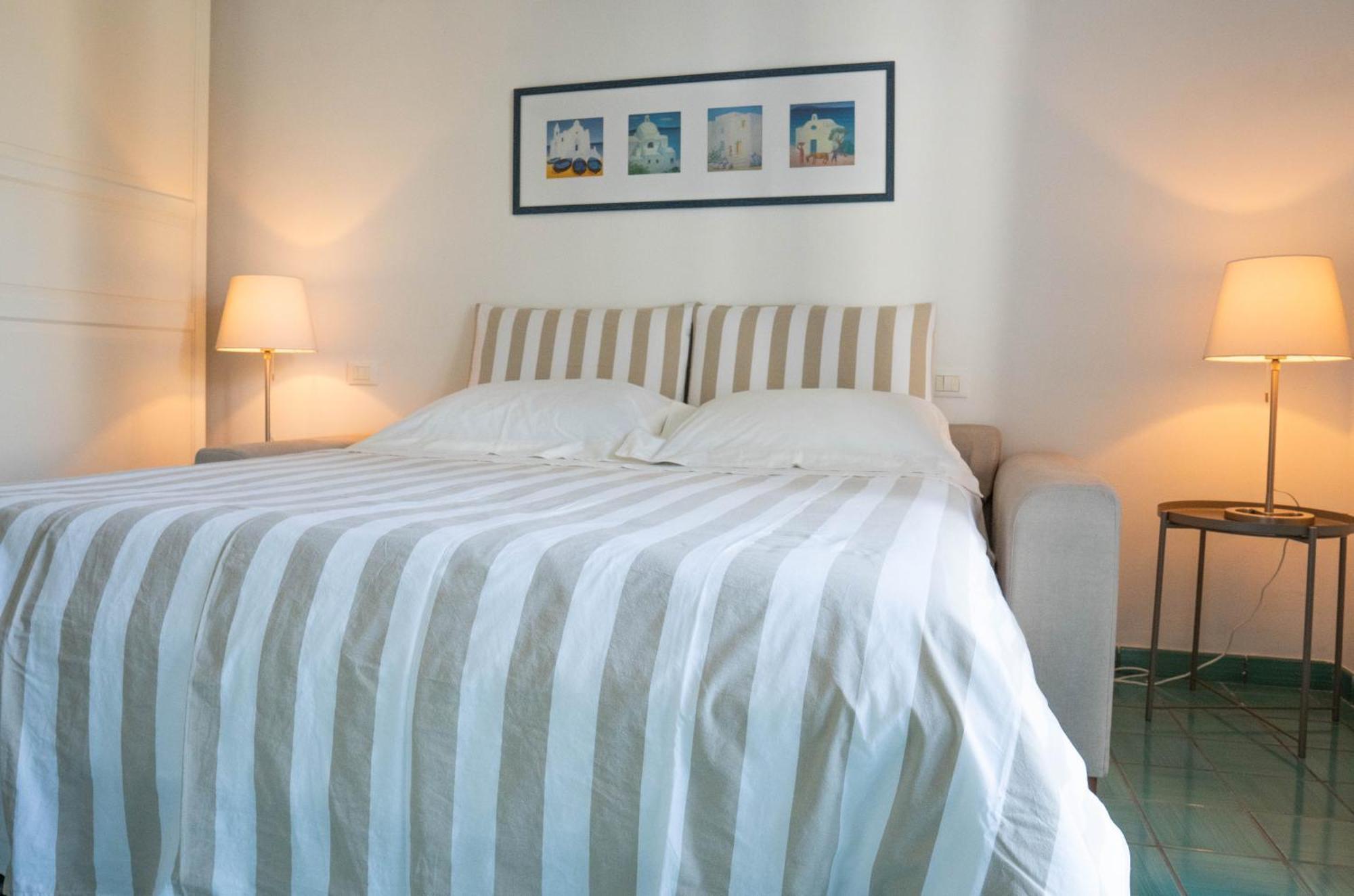Nelinda Waterfront Accommodation Casamicciola Terme Buitenkant foto